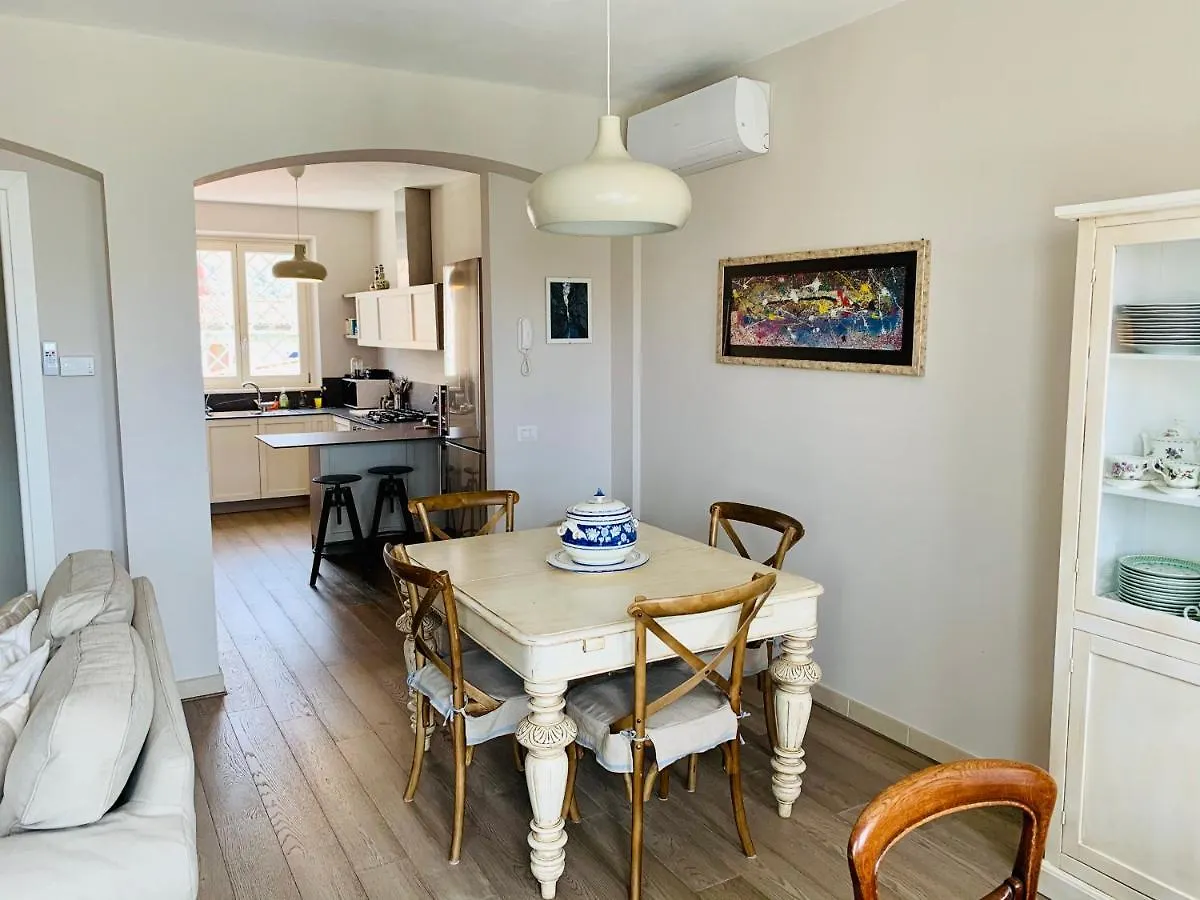 Cb House Tuscany Pietrasanta 0*,